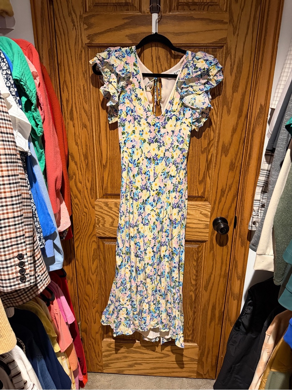 ASTR The Label Nico Floral Ruffle Cap Sleeve Midi Dress Pink & Blue Size Medium